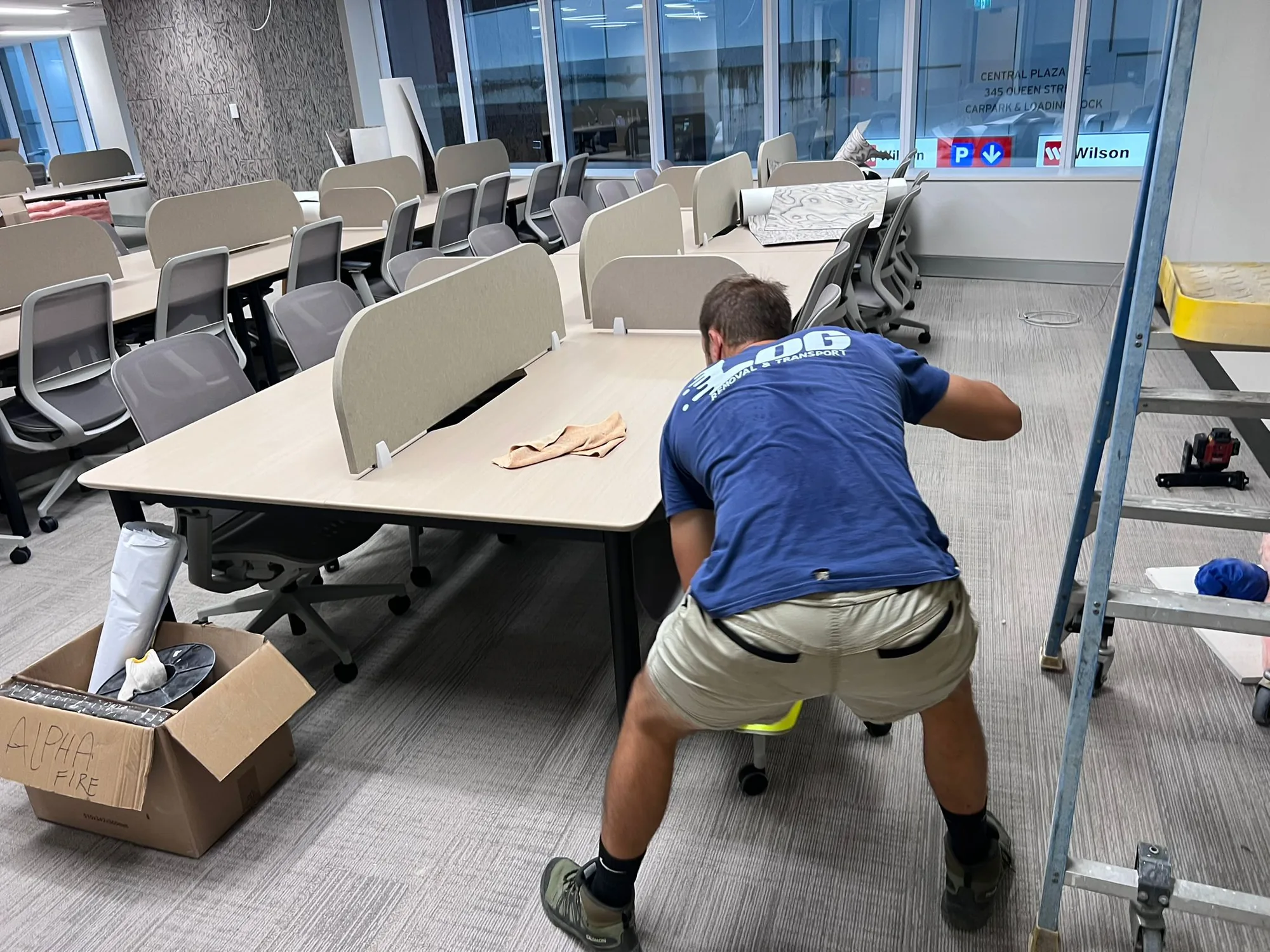 LOG Transport mover working on office desks during a Brisbane CBD relocation